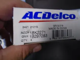 19297903 Ac Delco 19297093 Nos Gm Disc Brake Hardware Anti Rattler Clips In Stock #2