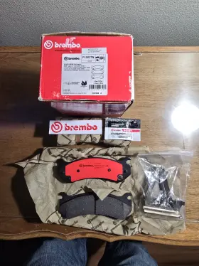 P10027n Brembo Brake Pads New Open Box