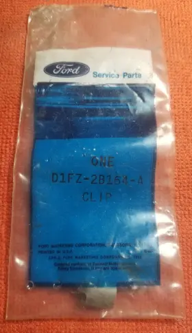 Ford D1fz-2b164-a Oem Front Disc Brake Shoe Clip Sold Each 1971 - 73 Pinto