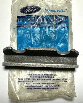D3tz-2b487-a Ford D3tz2b487a Genuine Disk Brake Caliper Key / Retainer Nos #2